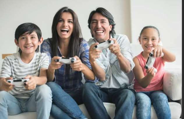 RetroBox - 60,000+ Licensed Games + 2 FREE controllers - VALID TODAY ONLY!